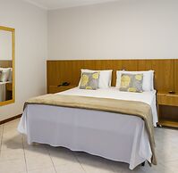 Ilha Porchat Hotel
