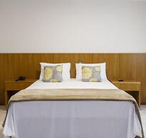 Ilha Porchat Hotel