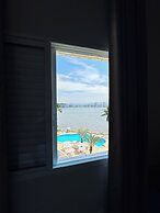 Ilha Porchat Hotel
