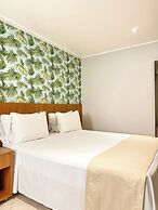 Ilha Porchat Hotel