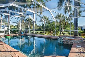 Nokomis Pool Home on the Canal