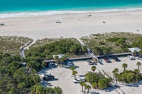 Nokomis Pool Home on the Canal