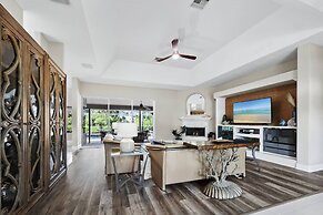 Nokomis Pool Home on the Canal