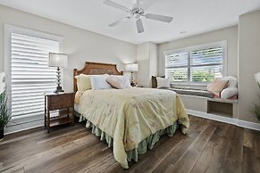 Nokomis Pool Home on the Canal