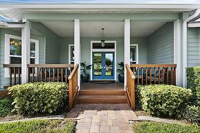 Nokomis Pool Home on the Canal