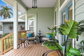 Nokomis Pool Home on the Canal