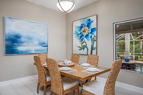 Nokomis Pool Home on the Canal