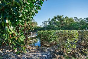 Nokomis Pool Home on the Canal