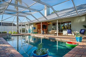 Nokomis Pool Home on the Canal