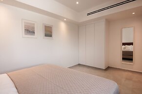 Phaedrus Living: Luxury Seaview Coral Bay Villa