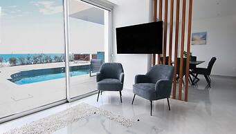 Phaedrus Living: Luxury Seaview Coral Bay Villa