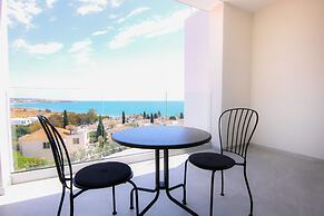 Phaedrus Living: Luxury Seaview Coral Bay Villa