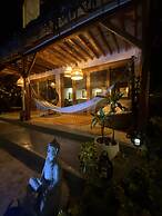 Malù Surf Boutique Hotel