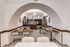 Altadomus Roma Guesthouse