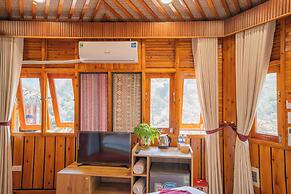 Sinai Bungalow & Hotel SaPa