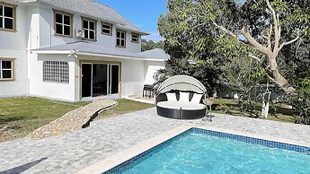Attalia Villa 5-bed in Runaway Bay Near Ocho Rios