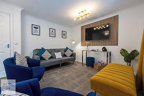 Comfy House - Sleeps 14 - 14 min to City Centre
