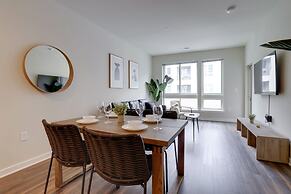 Exceptional Comfort Alexandria Apartment