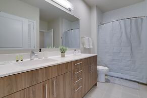 Exceptional Comfort Alexandria Apartment