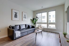 Exceptional Comfort Alexandria Apartment