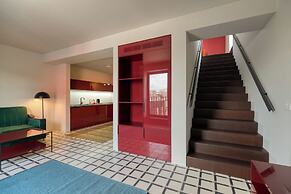 Manifest Restaurant and Hotel