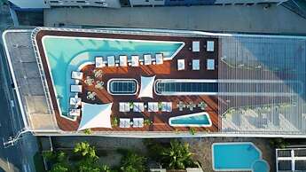 Setai Yacht Suítes