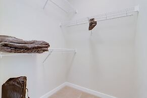 Alexandria Modern Apt  Amazing Amenities