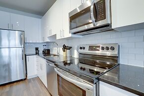 Alexandria Modern Apt  Amazing Amenities