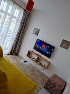 Racecourse Gardens Apartments