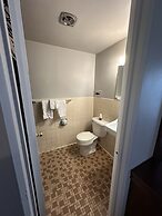 Budget Inn