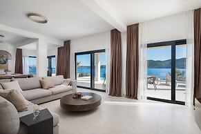 Luxury Holiday Villa Maris