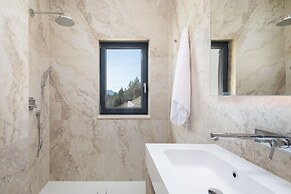 Luxury Holiday Villa Maris