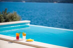 Luxury Holiday Villa Maris