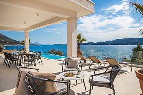 Luxury Holiday Villa Maris