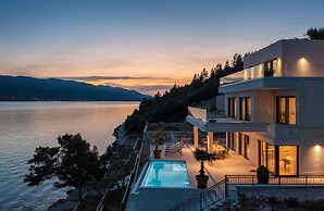 Luxury Holiday Villa Maris