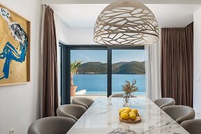 Luxury Holiday Villa Maris