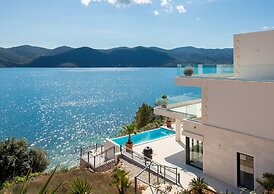 Luxury Holiday Villa Maris