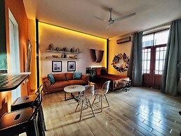 Golden Studio By Paradox