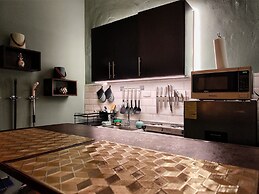 Golden Studio By Paradox