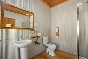 StayAU Sunset Cottage 2BR Farm Retreat