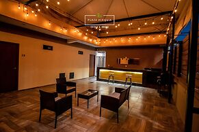 A02 SUPER SUITE PREMIUM AT PLAZA ACEQUIA