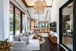 Capri Villa by Betterplace