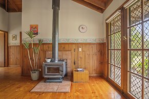 StayAU Lakeview Cottage 2BR Cozy Nature