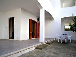 Nami Holiday Home for six Guests With Outdoor Space