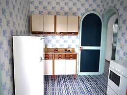 Nami Holiday Home for six Guests With Outdoor Space