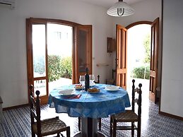 Nami Holiday Home for six Guests With Outdoor Space