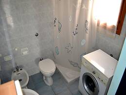 Nami Holiday Home for six Guests With Outdoor Space