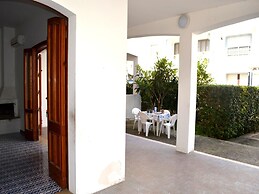 Nami Holiday Home for six Guests With Outdoor Space