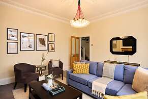 The Peckham Hideaway - Bright 3bdr Flat