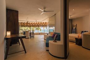 Mar de Coco Beach Front Villas